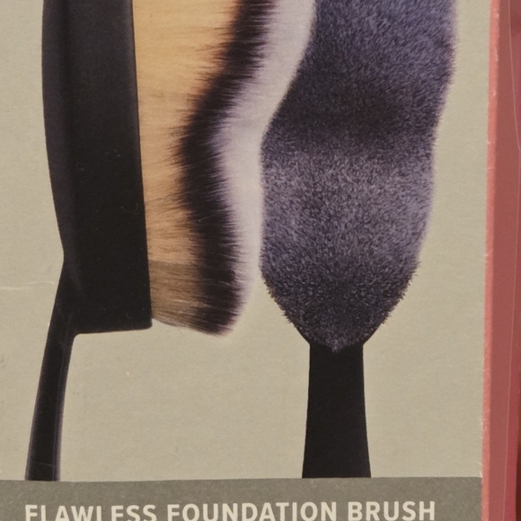 Beauty Items-CTillbury, LGeller, Too Faced , Est - Picture 13 of 13